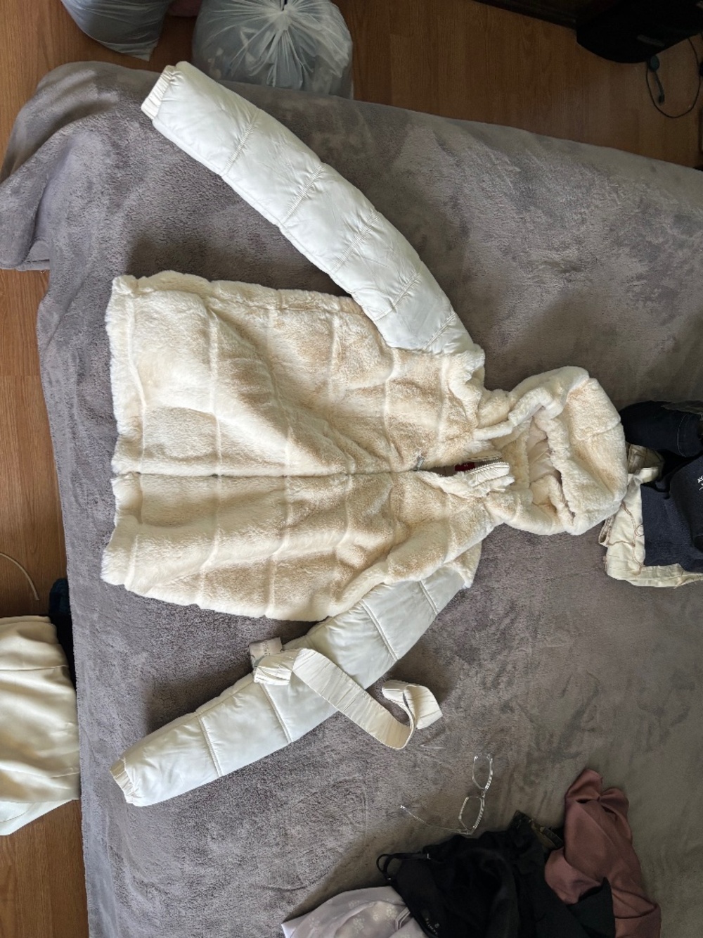 Guess coat
